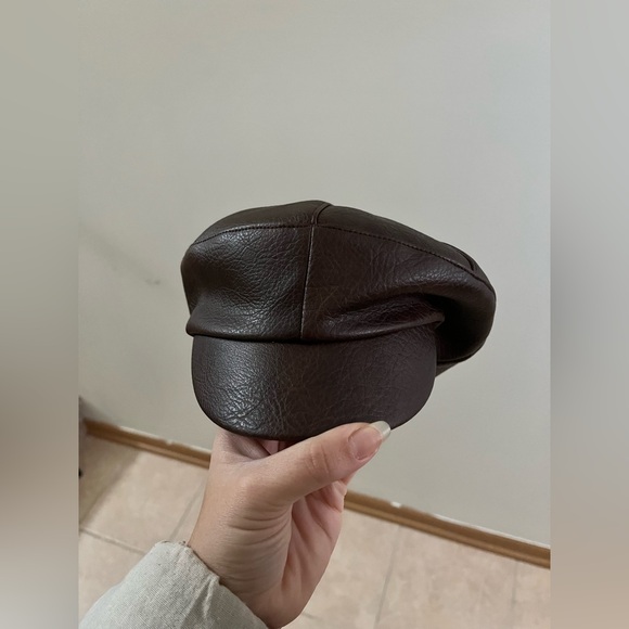 Free People Brown Carrie Distressed Lieutenant Hat New faux leather cap - Picture 5 of 11